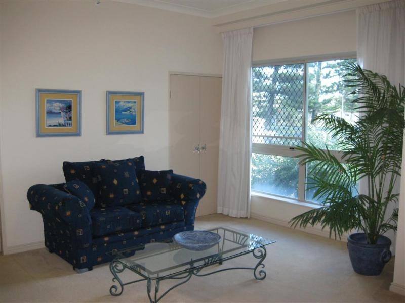 100 Old Burleigh Road, Broadbeach QLD 4218