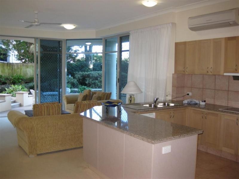 100 Old Burleigh Road, Broadbeach QLD 4218