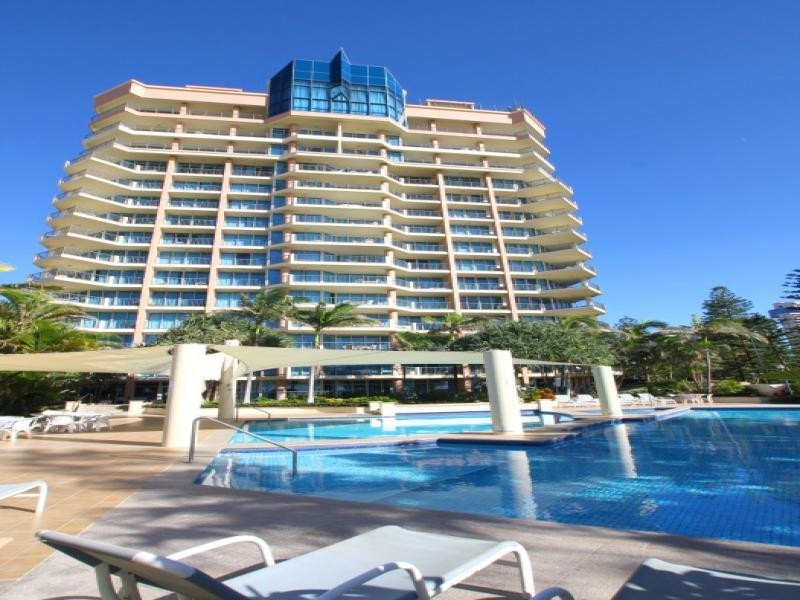 2/100 Old Burleigh Road, Broadbeach QLD 4218