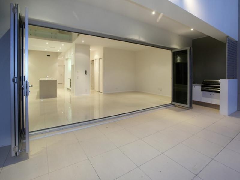 5022B Riverwood Grove, Benowa QLD 4217