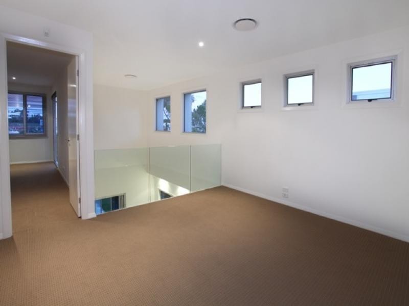 5022B Riverwood Grove, Benowa QLD 4217