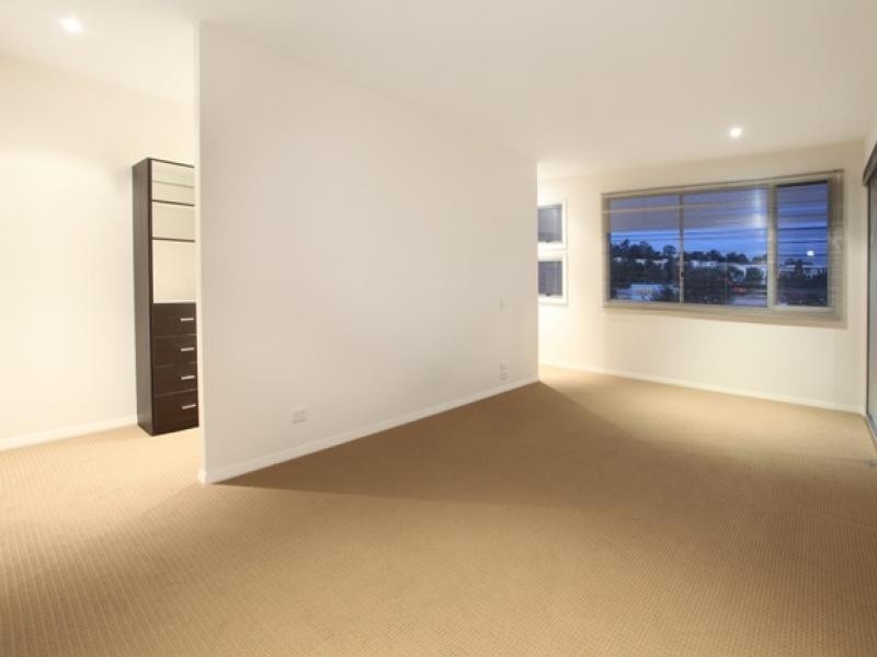 5022B Riverwood Grove, Benowa QLD 4217