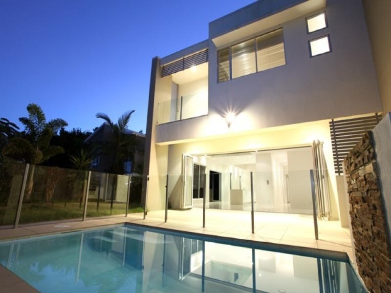 5022B Riverwood Grove, Benowa QLD 4217