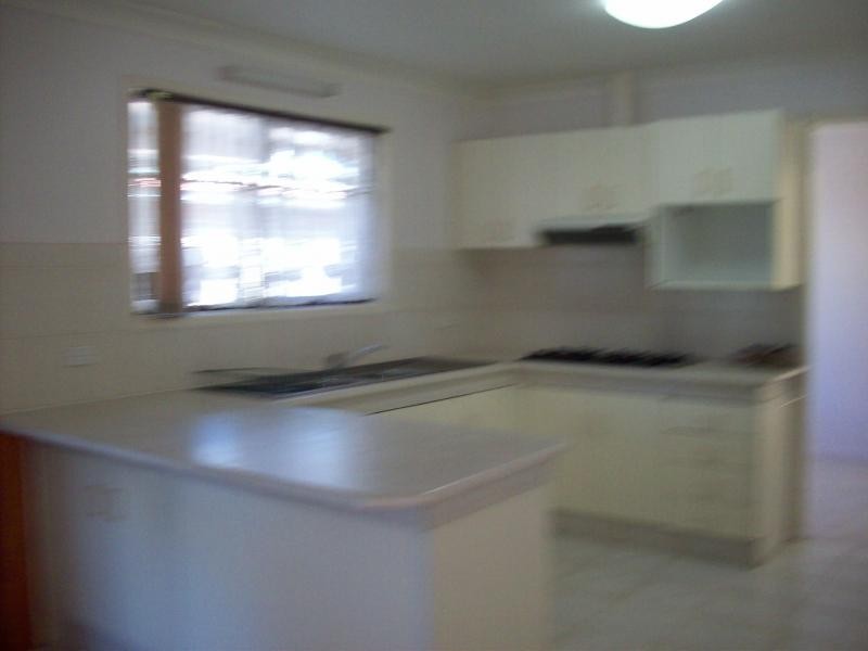 24 Arcadia Drive, Mermaid Waters QLD 4218