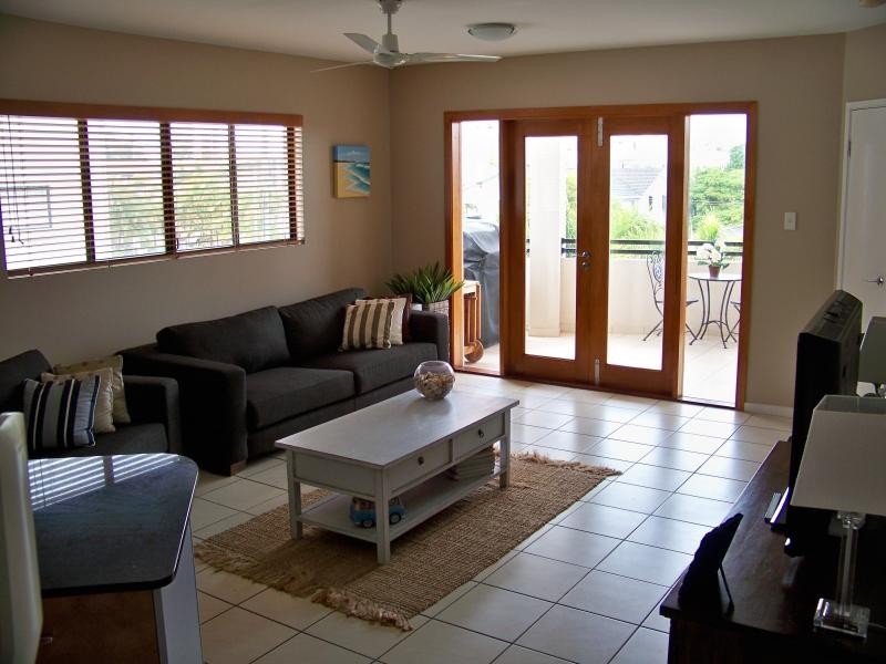 3/37 Britannia Avenue, Broadbeach QLD 4218