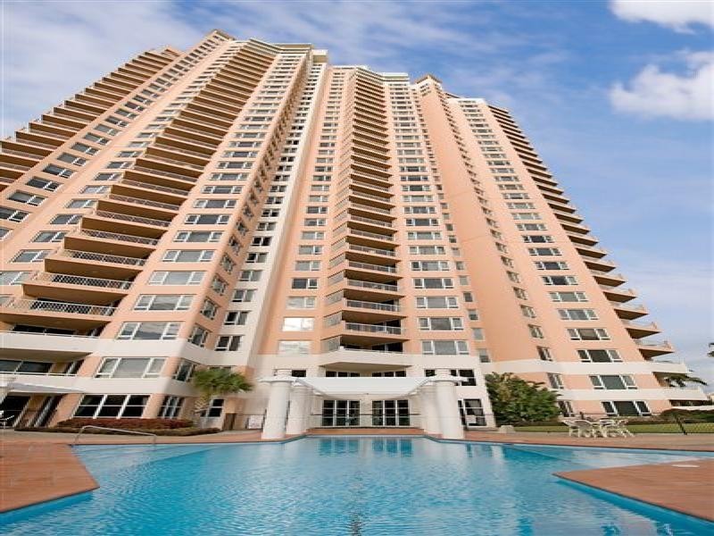 111/129 Surf Parade, Broadbeach QLD 4218