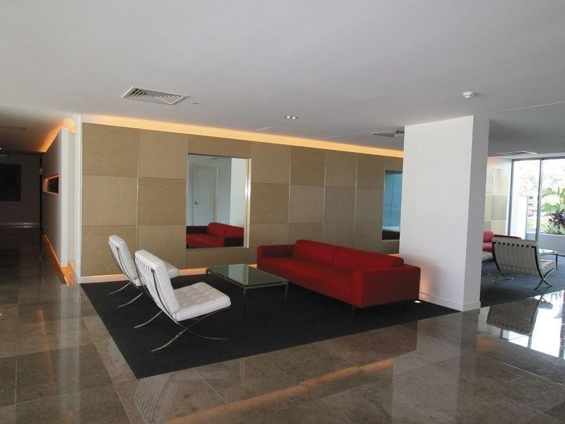 1502/ Fresh water Point, Broadbeach Waters QLD 4218