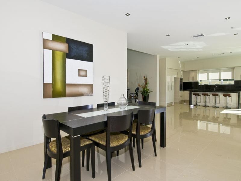 3021 The Boulevard, Benowa QLD 4217