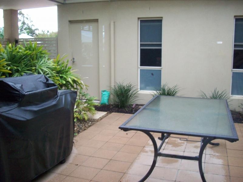 6114 Badon Village, Benowa QLD 4217