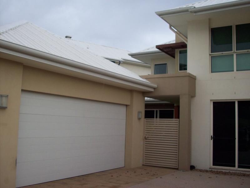 6114 Badon Village, Benowa QLD 4217