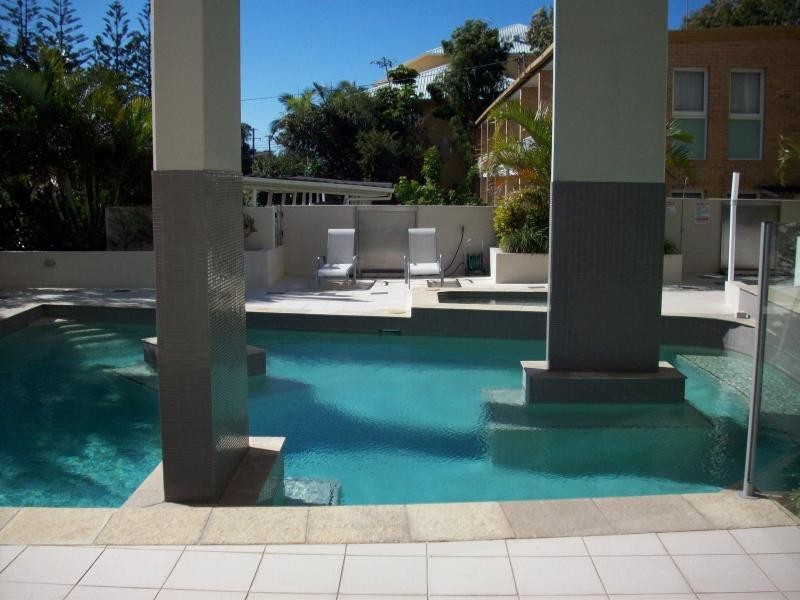 17/19 Mermaid Avenue, Mermaid Beach QLD 4218