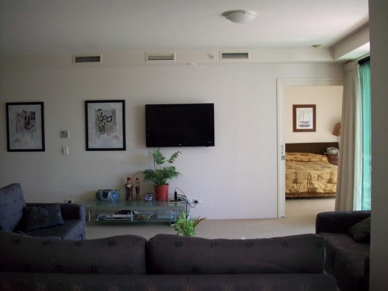 605/2685 Gold Coast Highway, Broadbeach QLD 4218