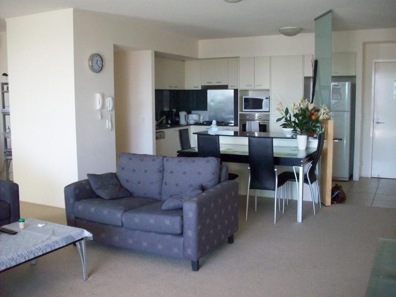 605/2685 Gold Coast Highway, Broadbeach QLD 4218