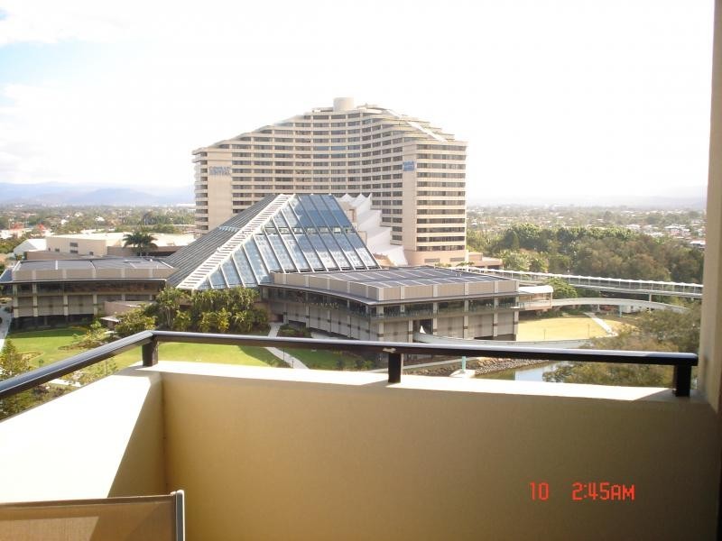 1001/2685 Gold Coast Highway, Broadbeach QLD 4218