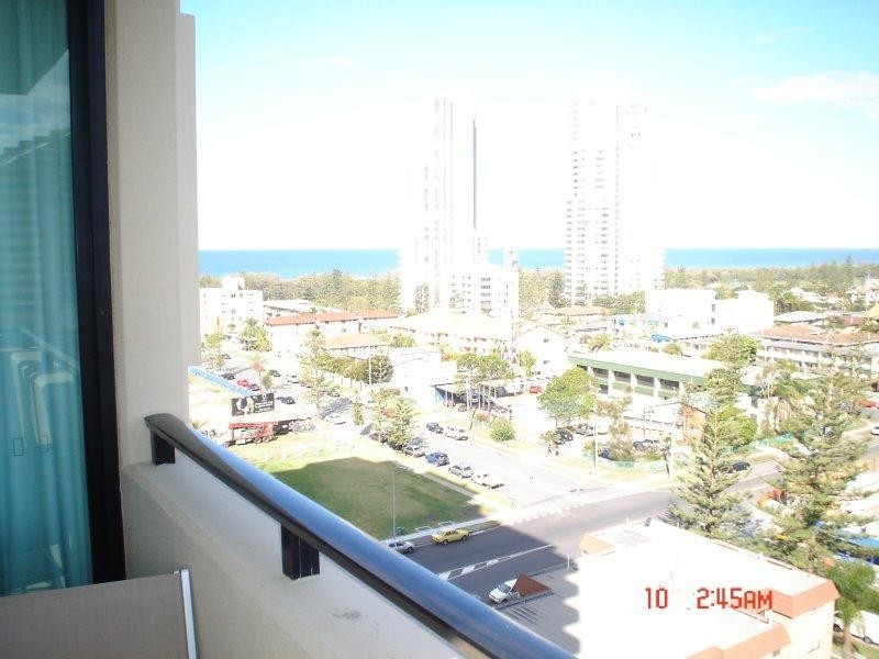 1001/2685 Gold Coast Highway, Broadbeach QLD 4218