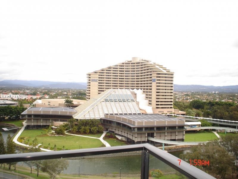 1102/2685 Gold Coast Highway, Broadbeach QLD 4218