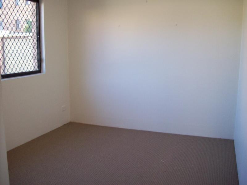 3/9 Christina Court, Mermaid Waters QLD 4218