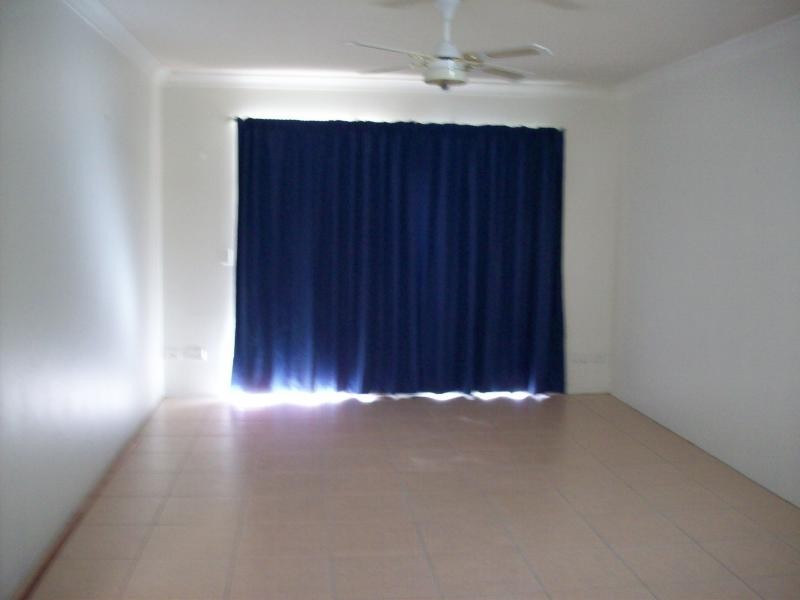 3/9 Christina Court, Mermaid Waters QLD 4218