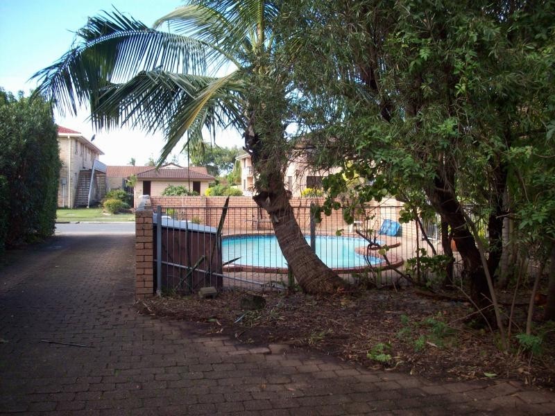 3/9 Christina Court, Mermaid Waters QLD 4218