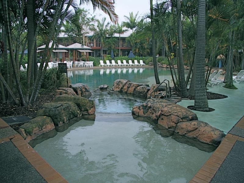 35/2320 Gold Coast Highway, Mermaid Beach QLD 4218