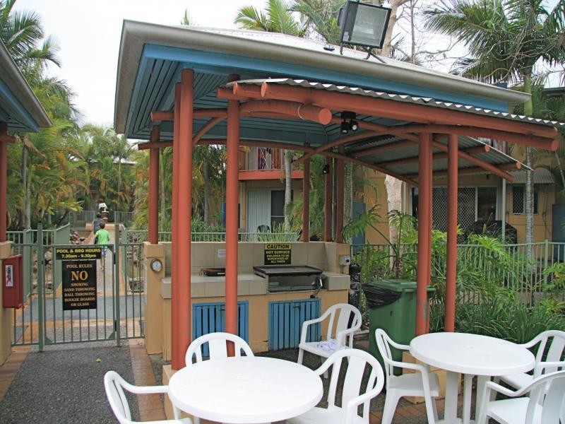 35/2320 Gold Coast Highway, Mermaid Beach QLD 4218