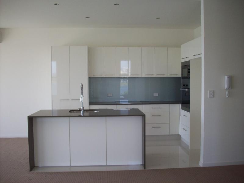 5/5055 Emerald Island Drive, Carrara QLD 4211