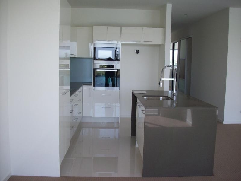 5/5055 Emerald Island Drive, Carrara QLD 4211