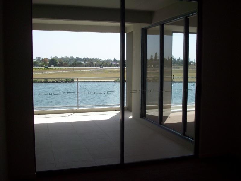 5/5055 Emerald Island Drive, Carrara QLD 4211