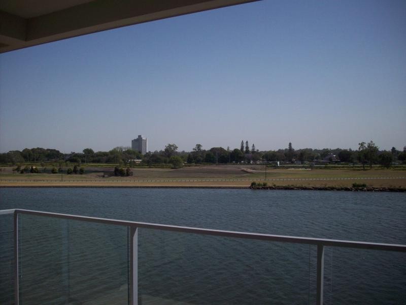 5/5055 Emerald Island Drive, Carrara QLD 4211