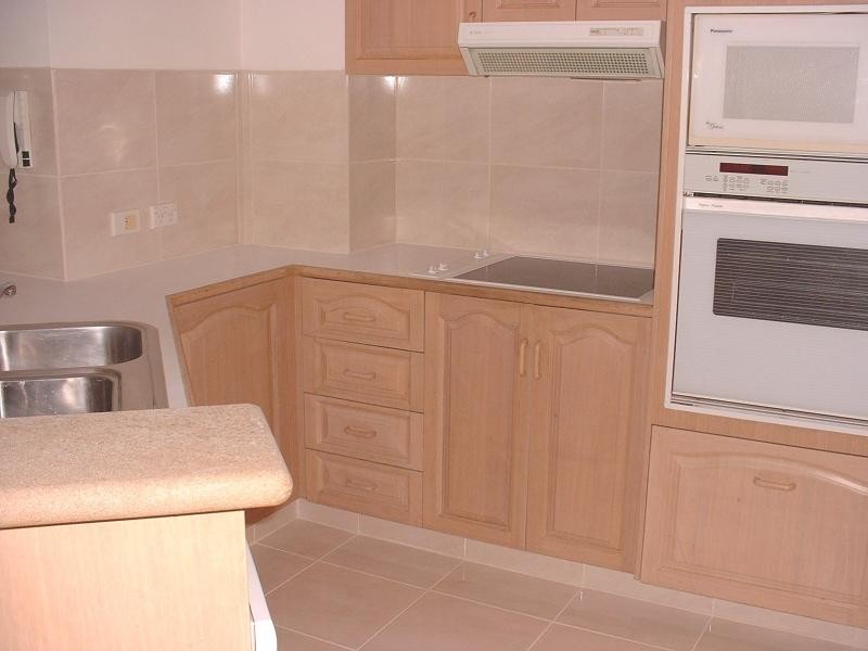 3/3 Federation Avenue, Broadbeach QLD 4218