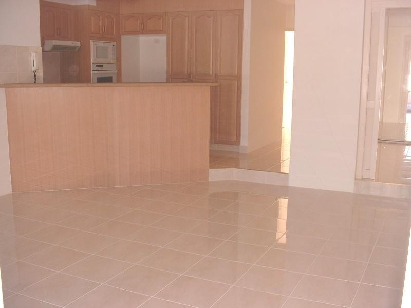 3/3 Federation Avenue, Broadbeach QLD 4218