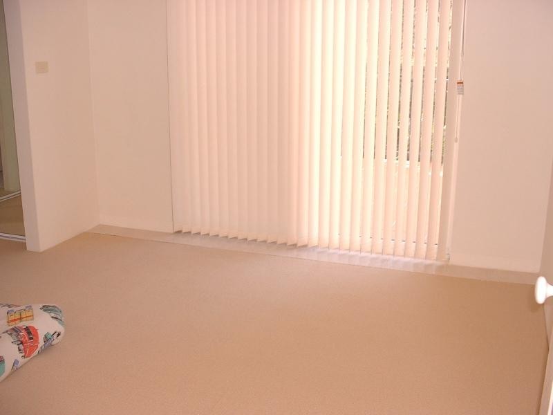 3/3 Federation Avenue, Broadbeach QLD 4218