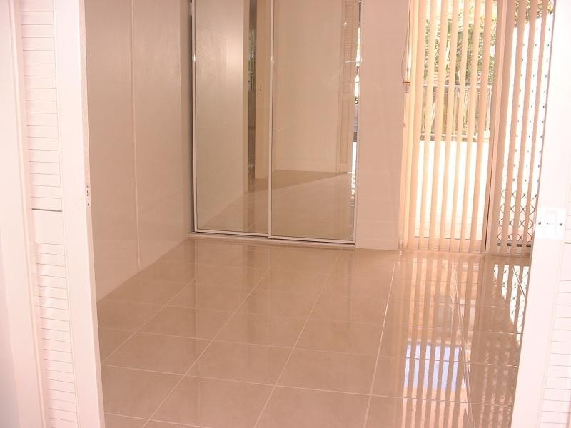 3/3 Federation Avenue, Broadbeach QLD 4218