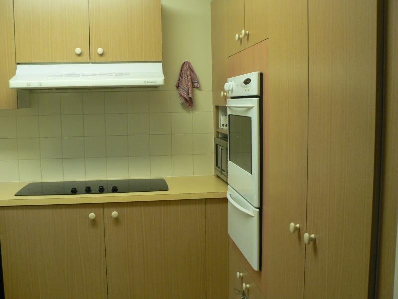 4/7 Federation avenue, Broadbeach QLD 4218