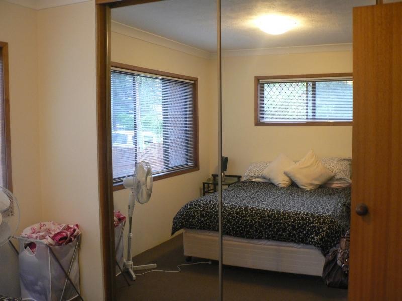 4/7 Federation avenue, Broadbeach QLD 4218