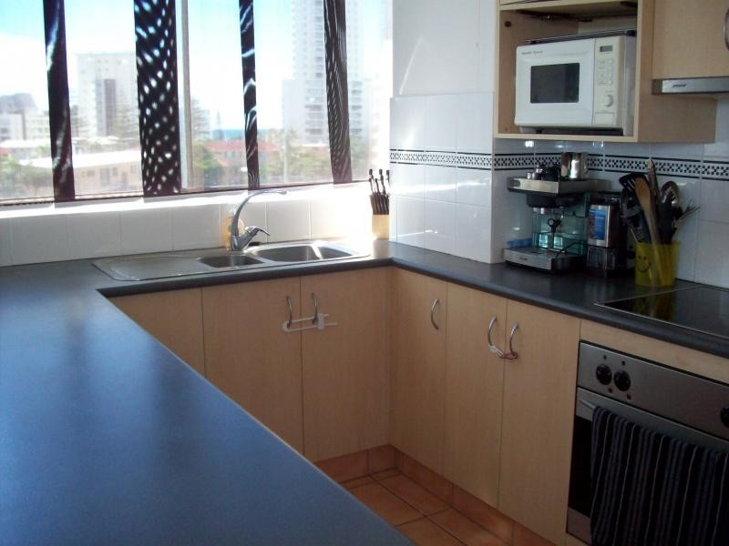 15/2916 Gold Coast Highway, Surfers Paradise QLD 4217