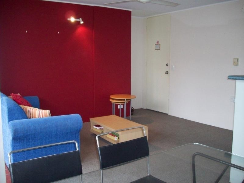 604/2 Queensland Avenue, Broadbeach QLD 4218