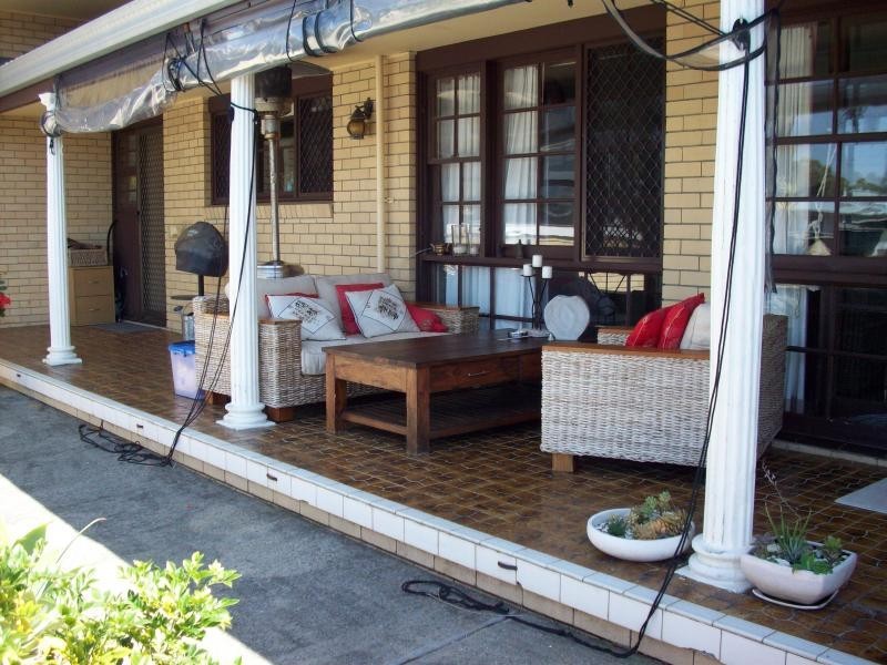 1 La Spezia, Isle Of Capri QLD 4217