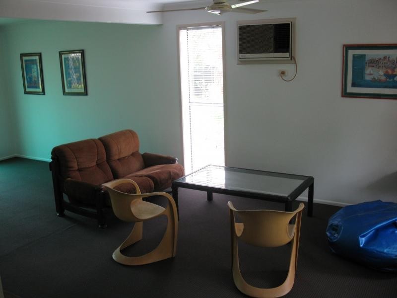 6/130 Pappas Way, Carrara QLD 4211