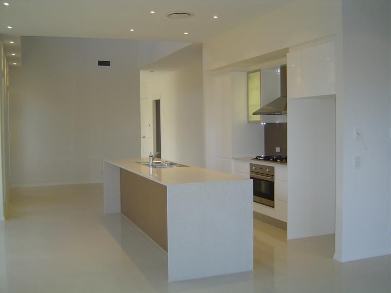 2/5022 Riverwood Grove, Benowa QLD 4217