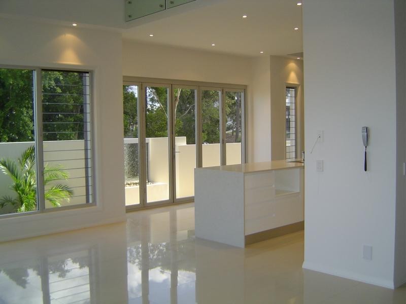 2/5022 Riverwood Grove, Benowa QLD 4217