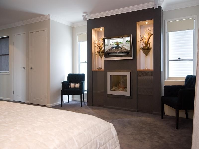 1003 Lakeview Terrace, Benowa QLD 4217