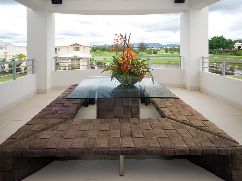 1003 Lakeview Terrace, Benowa QLD 4217