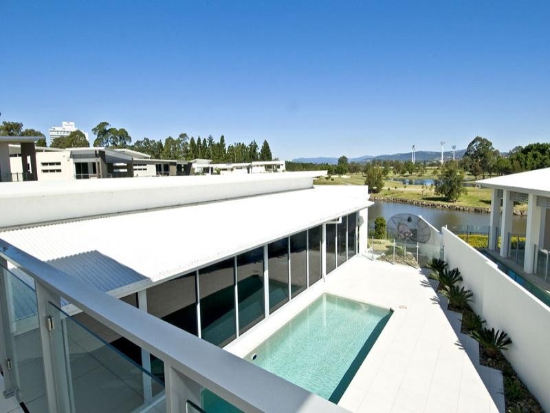 1028 Lakeview Terrace, Benowa QLD 4217