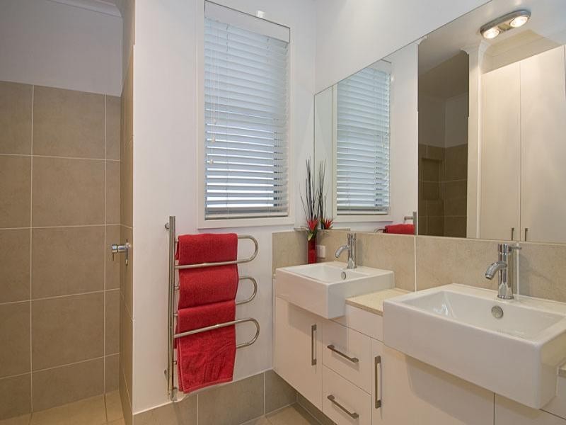 2013 The Boulevarde, Benowa QLD 4217