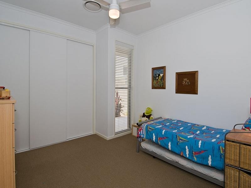 2013 The Boulevarde, Benowa QLD 4217