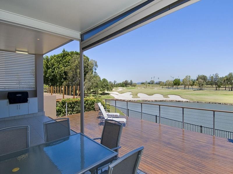 2013 The Boulevarde, Benowa QLD 4217