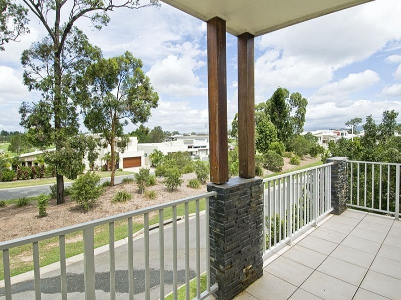 5014A Riverwood Grove, Benowa QLD 4217