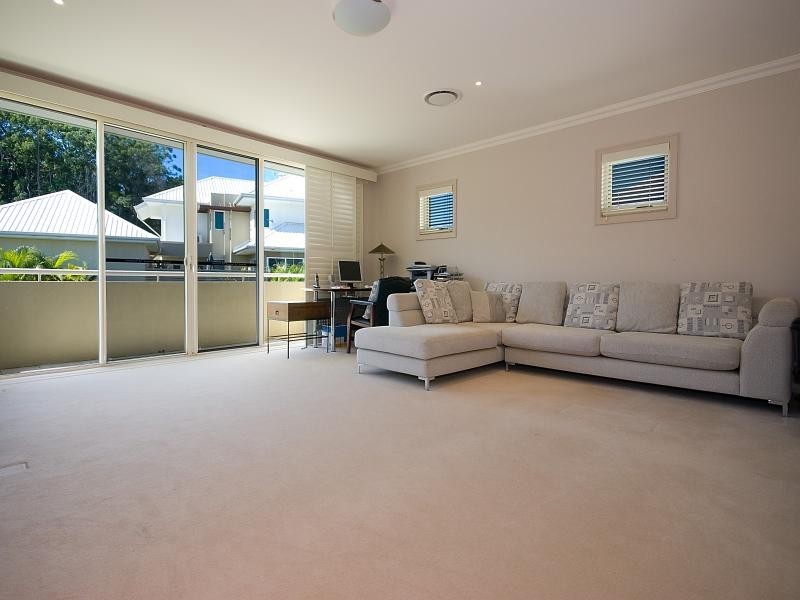 6101 Badon Village, Benowa QLD 4217