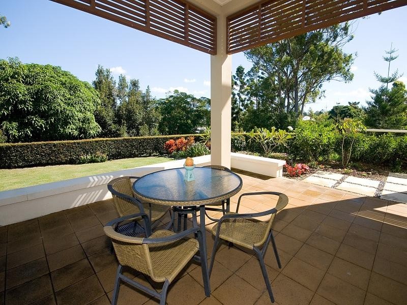 6101 Badon Village, Benowa QLD 4217